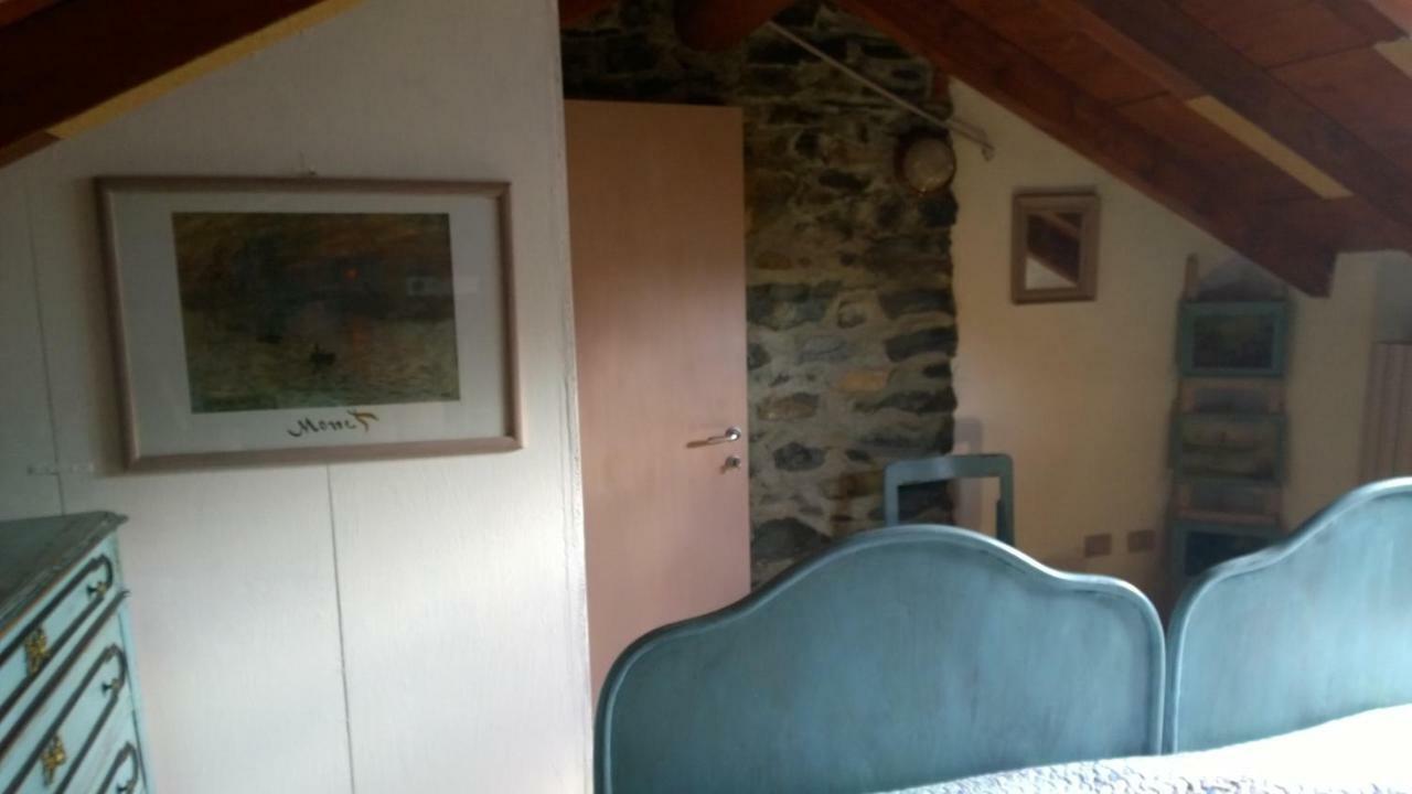 B&B "A Casa Di Camilla" Carate Urio Cameră foto